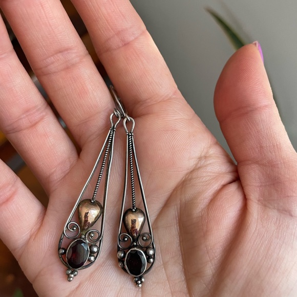 Jewelry - Sterling Silver Garnet Teardrop Dangle Earrings - Vintage Style